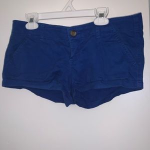 Hollister khaki shorts